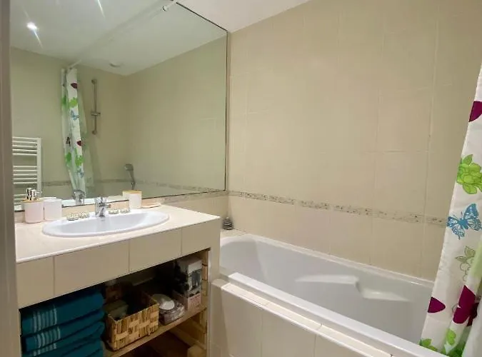 Proche 3p+40m2 Terrasse Διαμέρισμα *