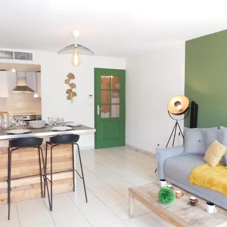 Proche 3p+40m2 Terrasse Apartment *